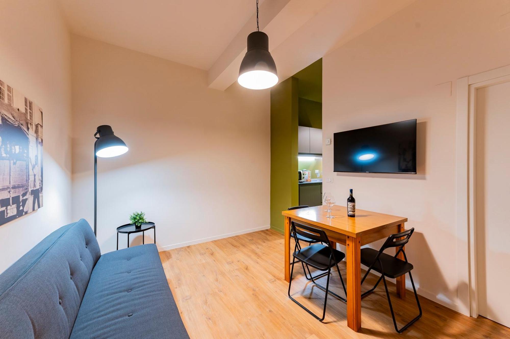 Colli Modern With Courtyard *